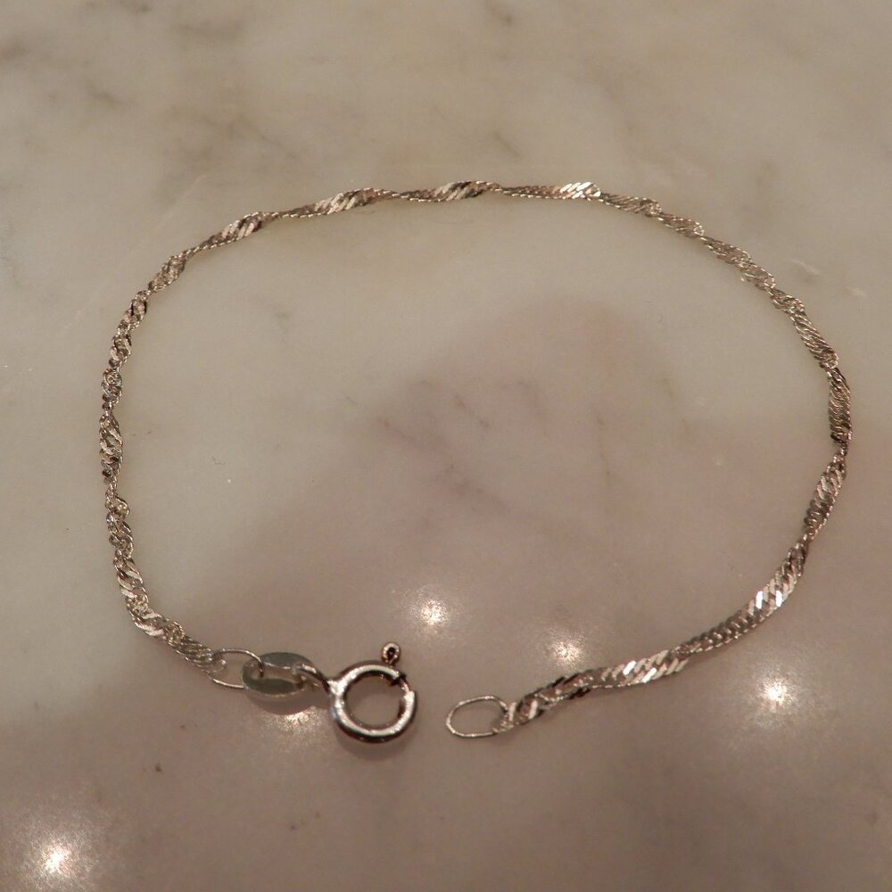 14 Karat White Gold Bracelet